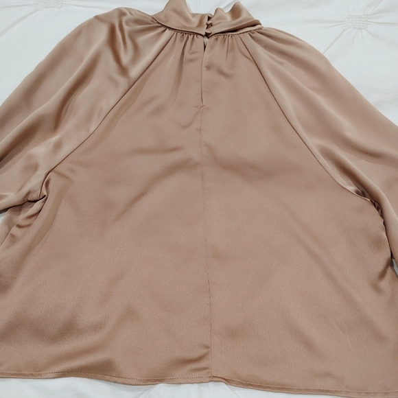 Zara satin champagne bronze long sleeve blouse with buttons. Size S - Picture 10 of 11